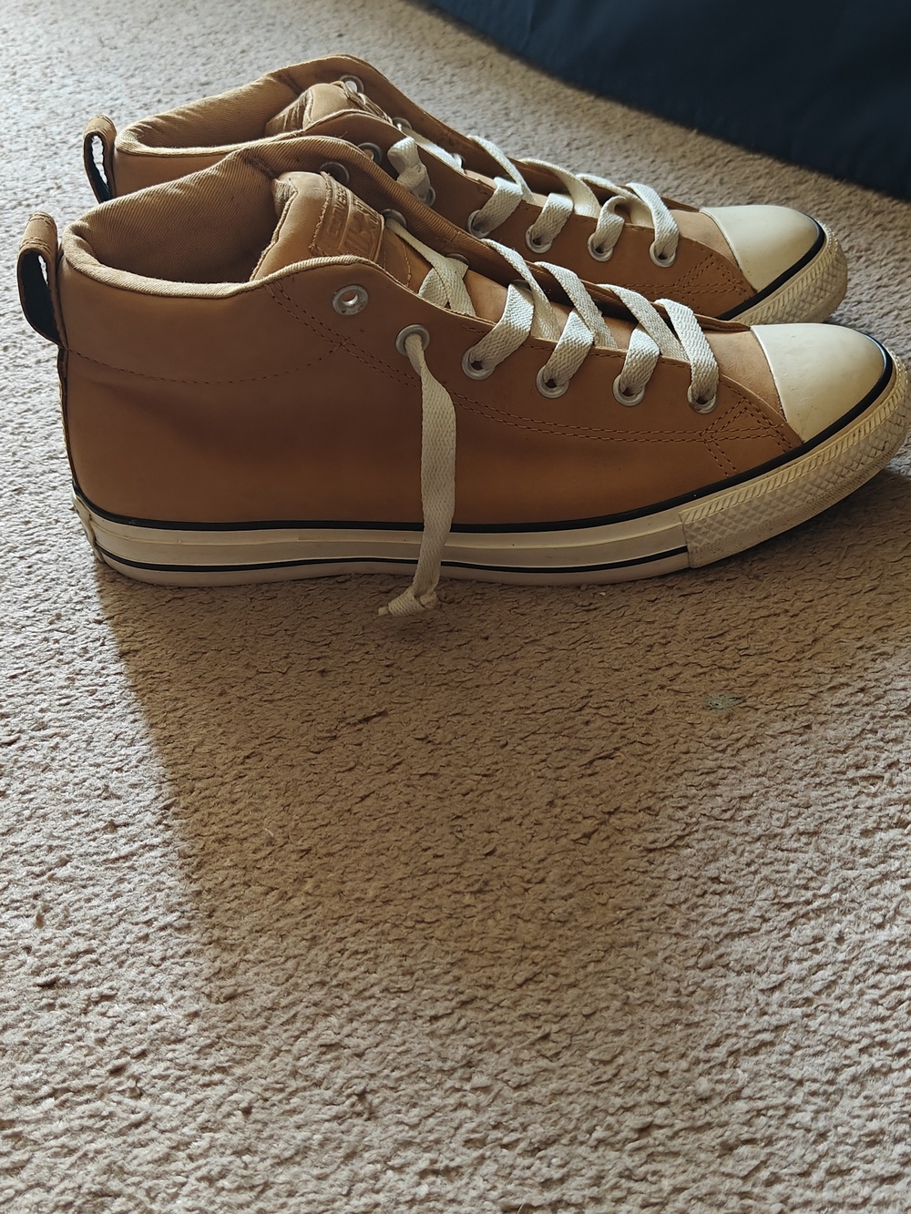 Converse Men’s Tan High-Top Sneakers with Cream Laces - Picture 2 of 7